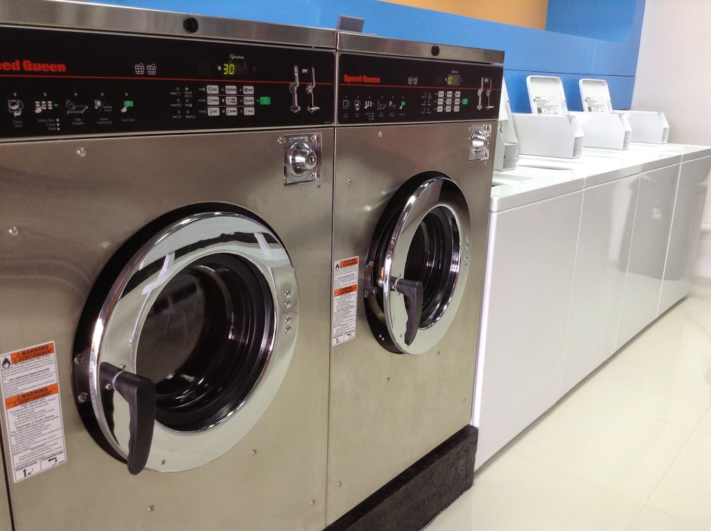 Wash & Go Coin Laundry - Photo 3