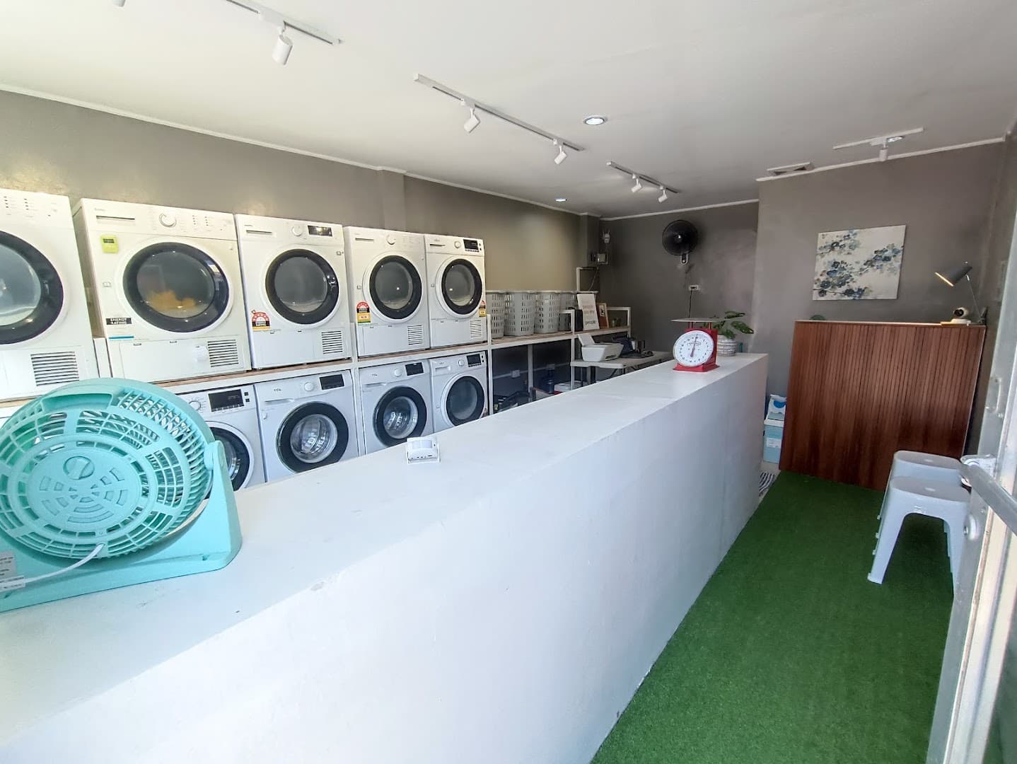 DaisyClean Laundry - Photo 2