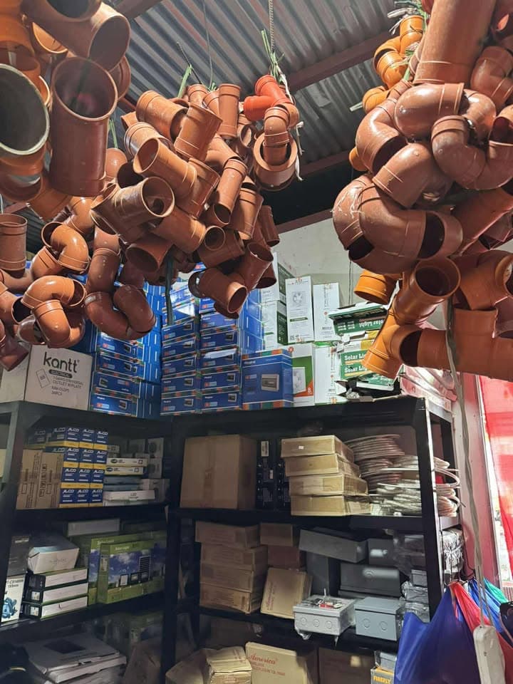 5C Electrical Supply & Hardware Materials Trading - Photo 2